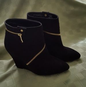 Just Fab "wrap-around zipper " boots